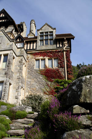 Cragside-Northumberland-William-Morris-Cast-Iron-Guttering-and-Downpipes