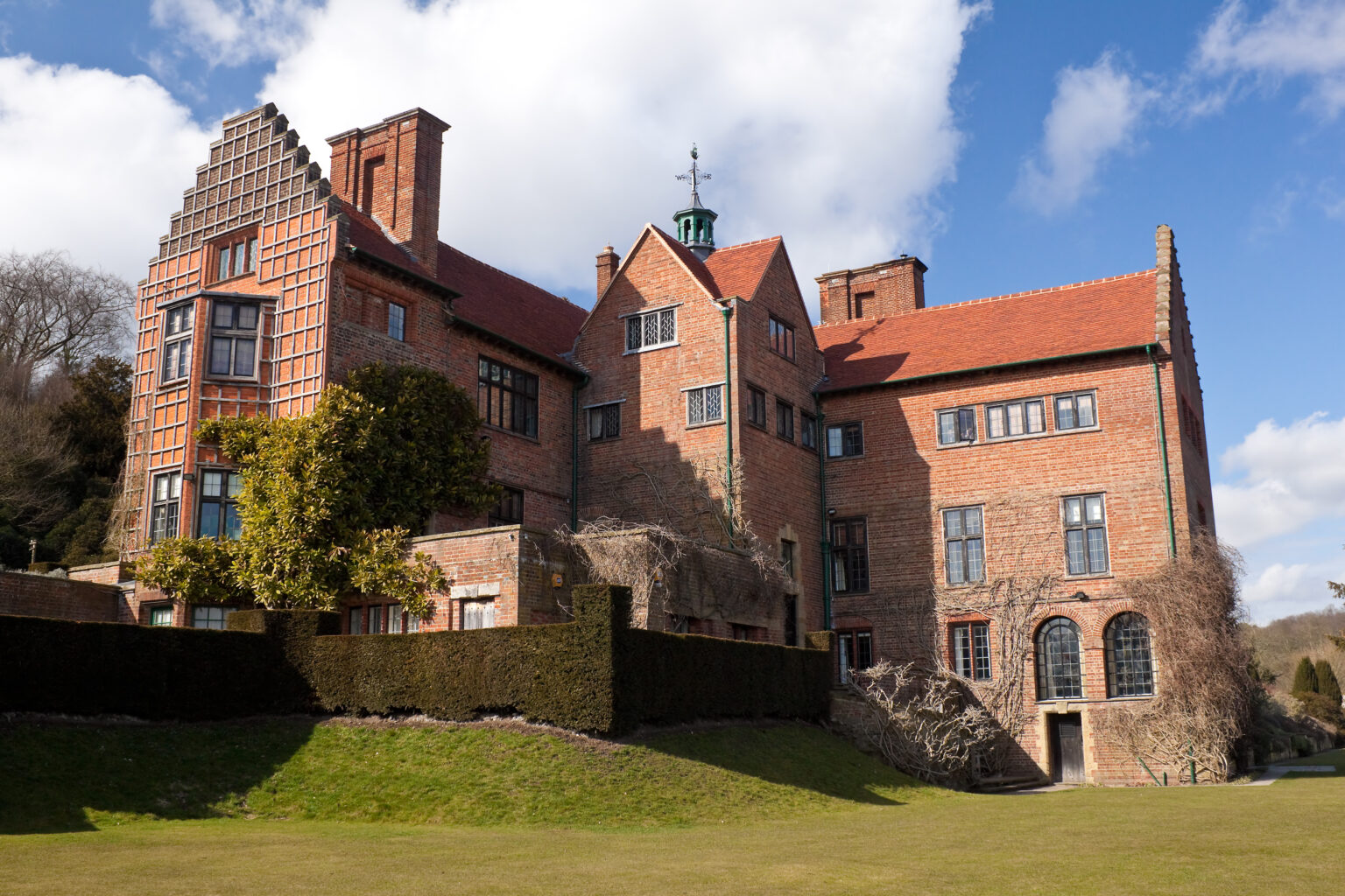 Chartwell House Kent - Cast Iron Guttering - Repairs