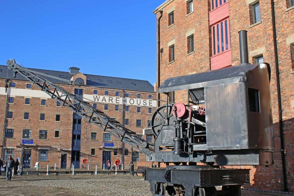 Gloucester Docks_Restoration_cast iron guttering gloucestershire