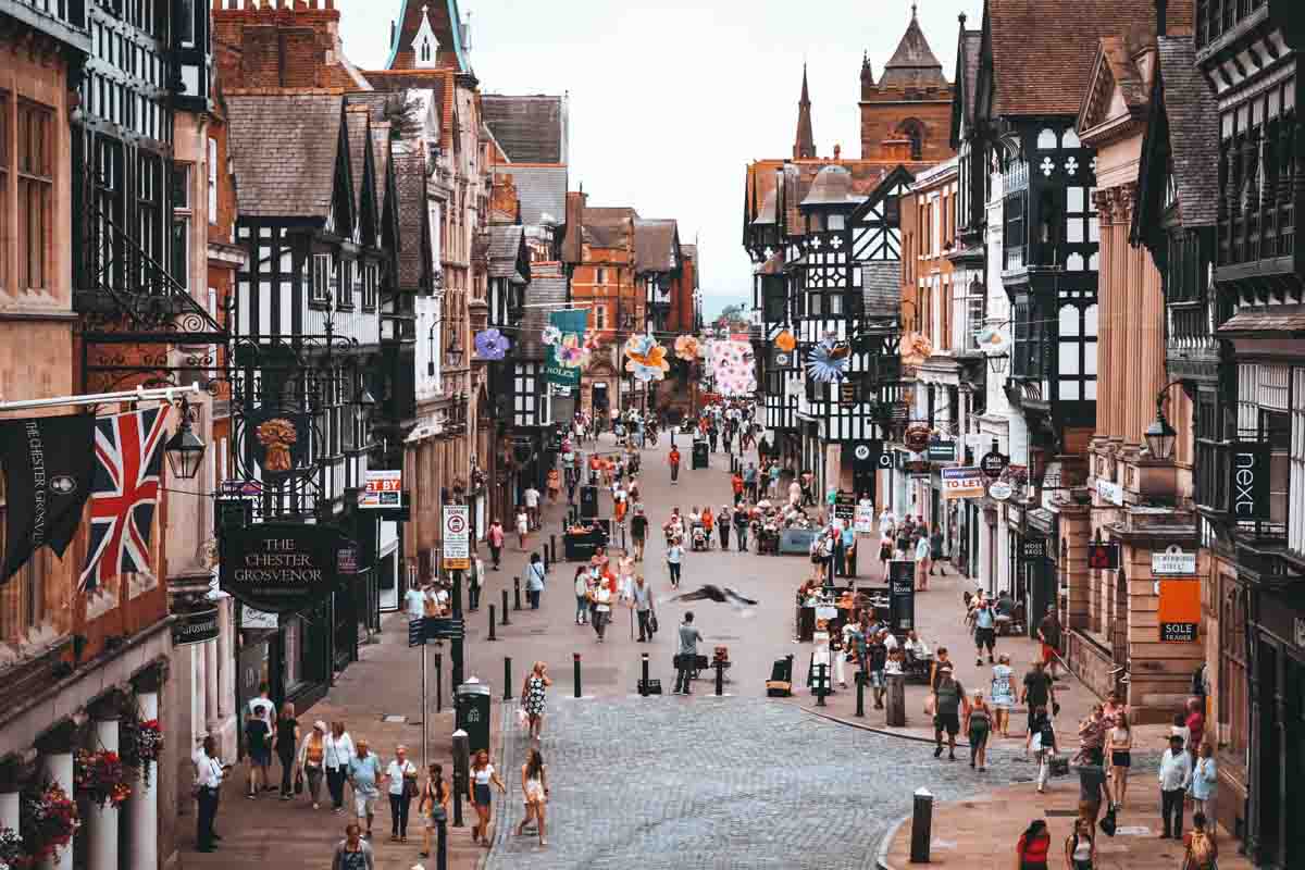 Chester-city-centre_Tudor-buildings_listed-building-conservation