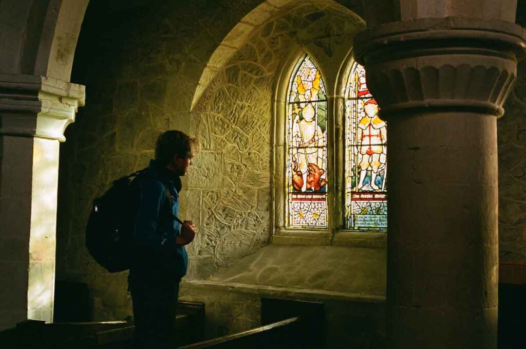 Church-conservation_Hampshire_stained-glass