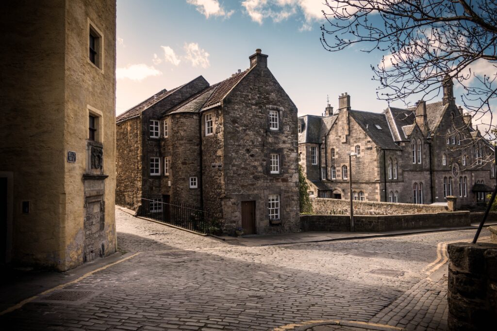 cast iron rhones and pipes_historic buildings_Scotland