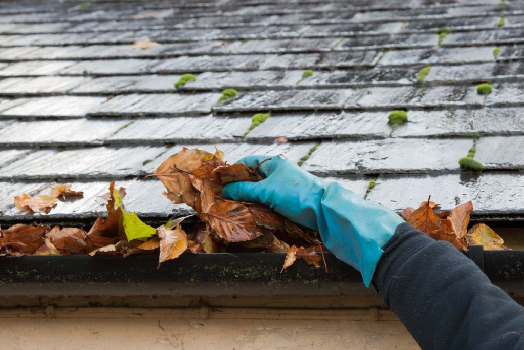 Maintaining-cast-iron-guttering_care-for-cast-iron-guttering