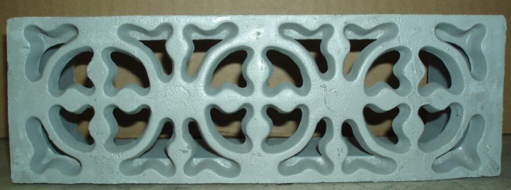 Primed cast iron ornamental airbrick, 9 x 3 inch pattern