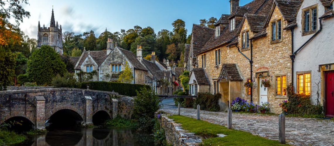 Cotswolds_listed-buildings_Cotswolds_cast-iron-guttering