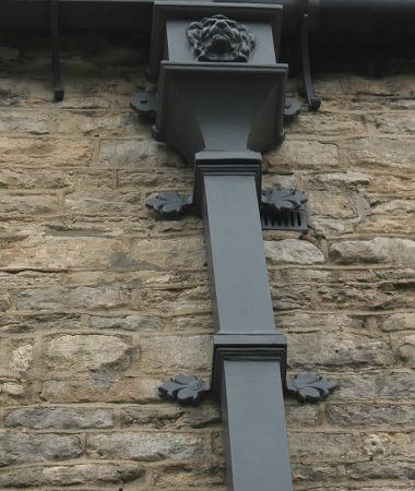 Tuscan cast iron hopper and down pipe